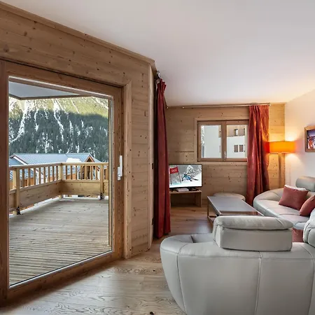 T4 A Moriond, A 100m Des Pistes, Avec Parking, Wifi Et Services Inclus - Fr-1-563-48
